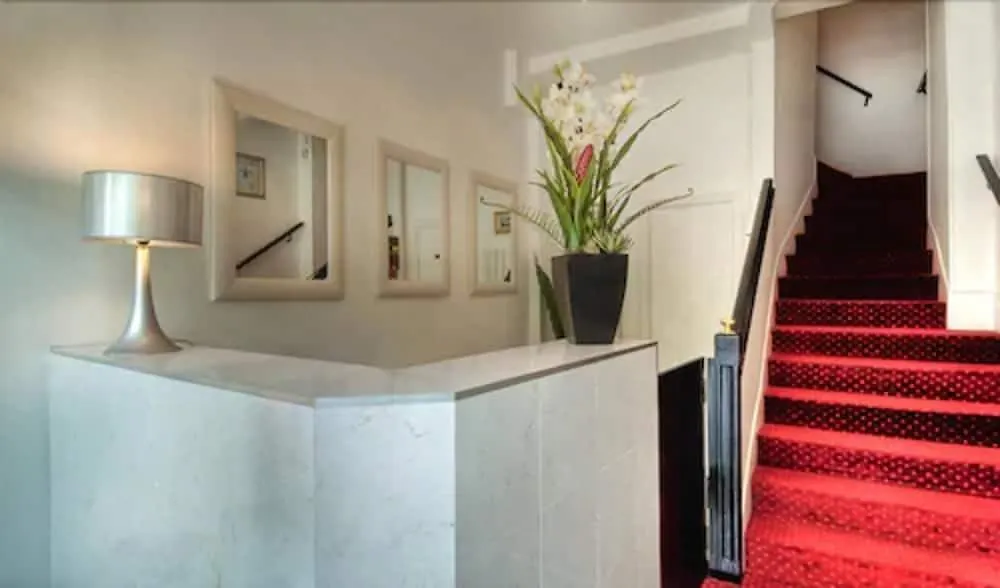 Edgar Quinet Hotel